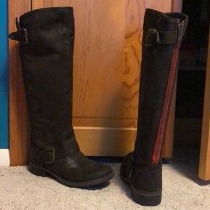 Chocolate brown riding boots. Barely worn!